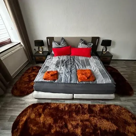 Schoene In Bestlage Inclusive Parkplatz לייפציג