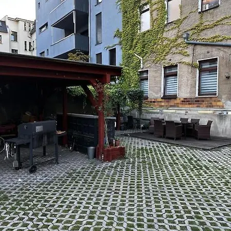 Schoene In Bestlage Inclusive Parkplatz Apartment