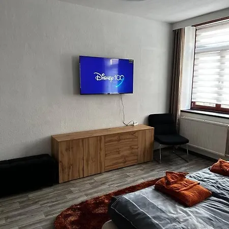 Apartment Schoene In Bestlage Inclusive Parkplatz Leipzig