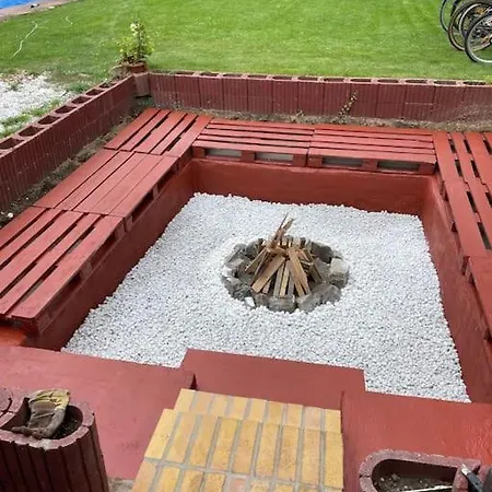 Schöne In Bestlage Inclusive Parkplatz Leipzig