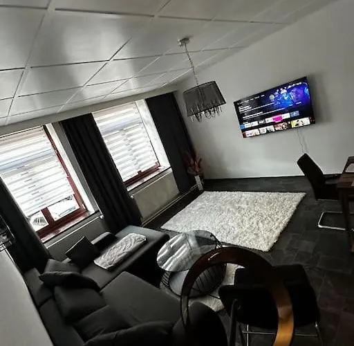 Апартаменты Schoene In Bestlage Inclusive Parkplatz Лейпциг